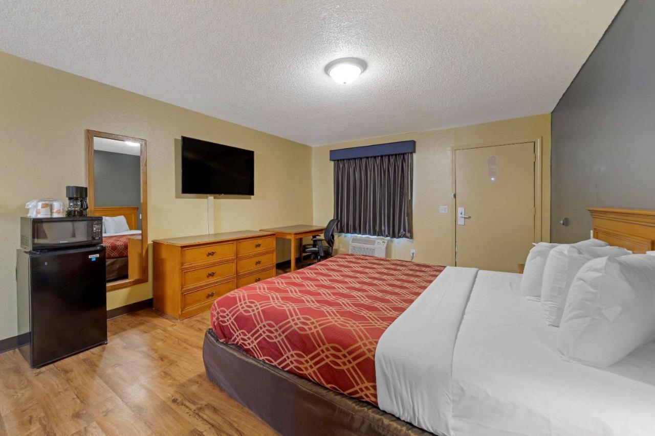 Econo Lodge Pryor Creek Dış mekan fotoğraf