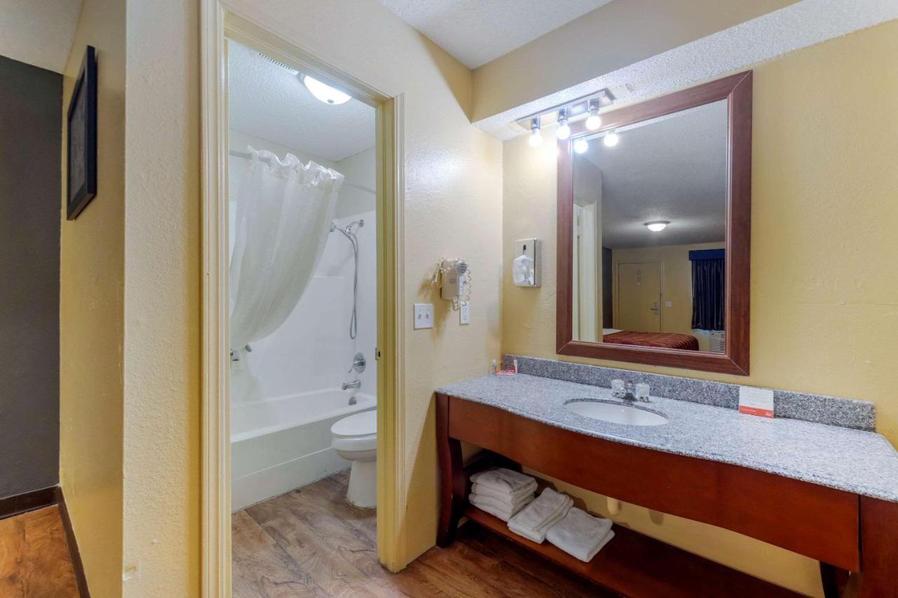 Econo Lodge Pryor Creek Dış mekan fotoğraf