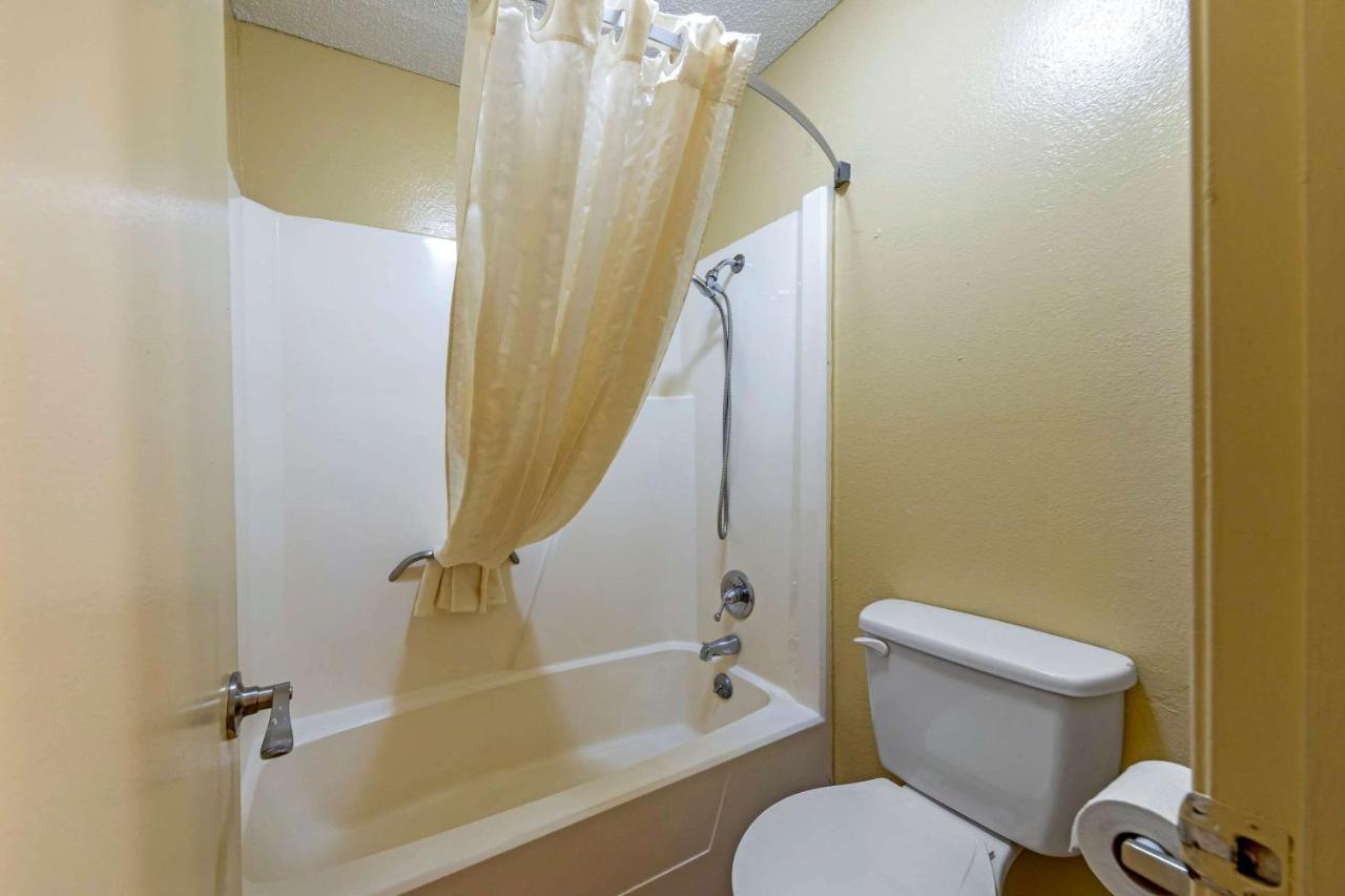 Econo Lodge Pryor Creek Dış mekan fotoğraf